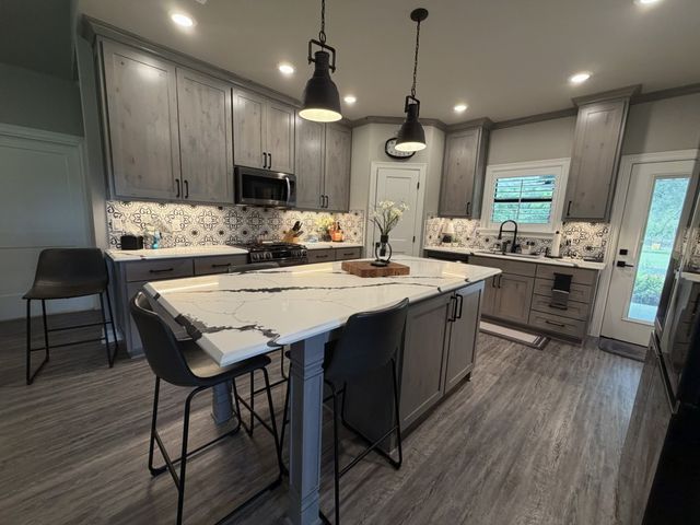 276 Fm 71, Mt Pleasant, TX 75455