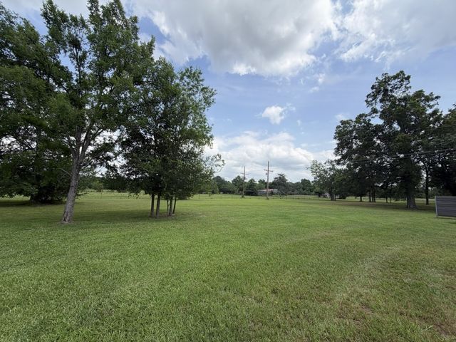 276 Fm 71, Mt Pleasant, TX 75455