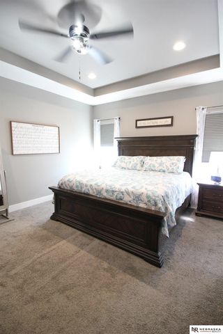 9704 Pintail Drive, Papillion, NE 68046