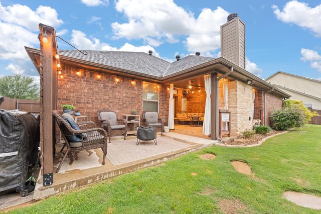 1623 Hawthorne Street, Cleburne, TX 76033