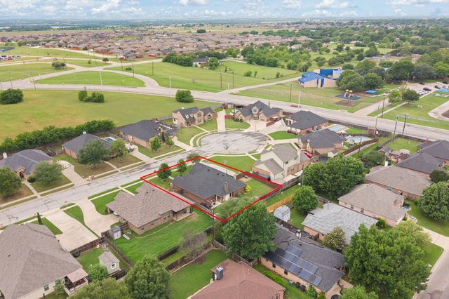 1623 Hawthorne Street, Cleburne, TX 76033