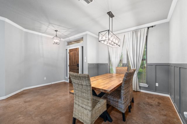 1623 Hawthorne Street, Cleburne, TX 76033