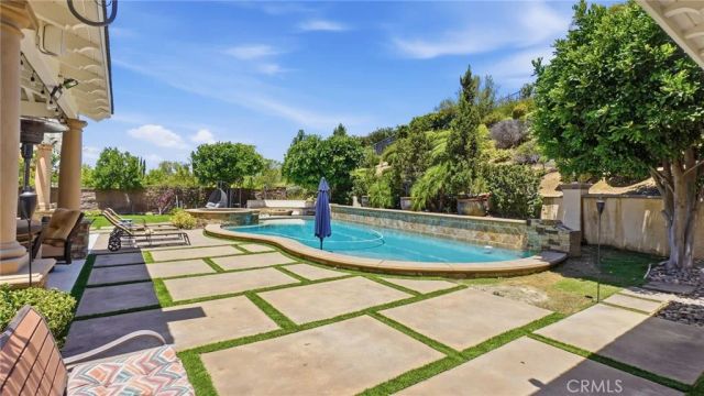 19853 Red Roan Lane, Yorba Linda, CA 92886
