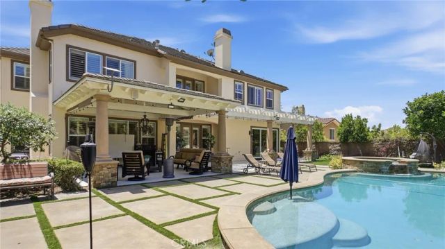 19853 Red Roan Lane, Yorba Linda, CA 92886