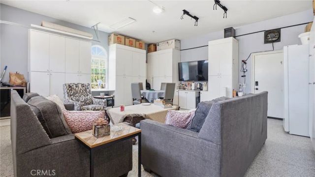 19853 Red Roan Lane, Yorba Linda, CA 92886