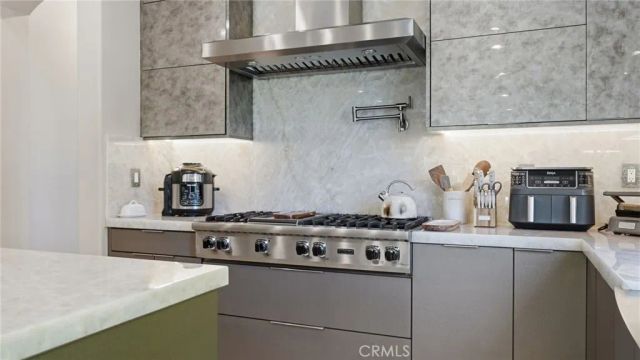 19853 Red Roan Lane, Yorba Linda, CA 92886
