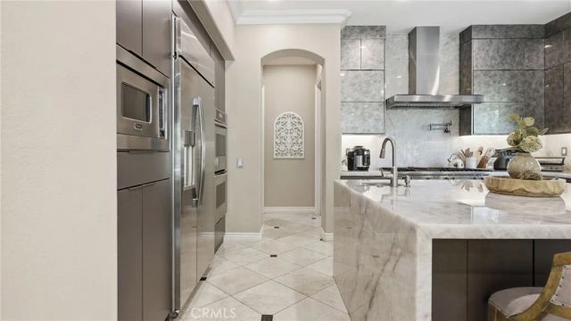 19853 Red Roan Lane, Yorba Linda, CA 92886