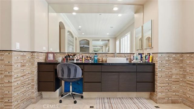 19853 Red Roan Lane, Yorba Linda, CA 92886