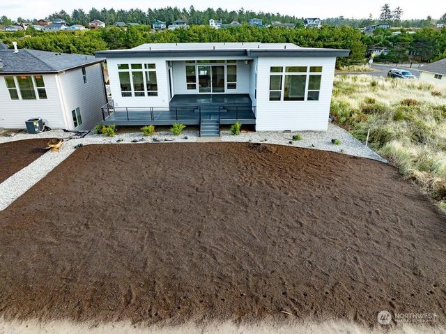 31901 G Street, Ocean Park, WA 98640