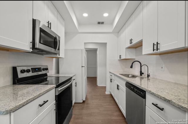 7843 Misty Park, San Antonio, TX 78250