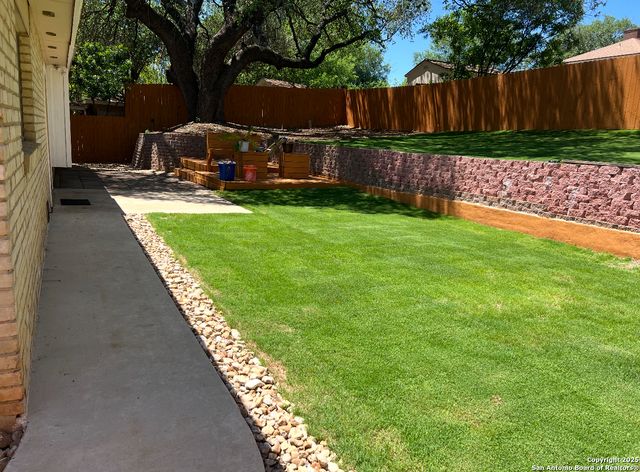 7843 Misty Park, San Antonio, TX 78250