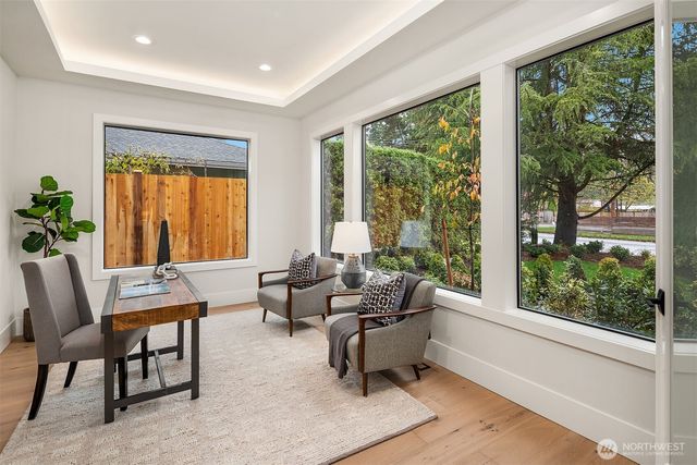 15534 SE 10th Street, Bellevue, WA 98007