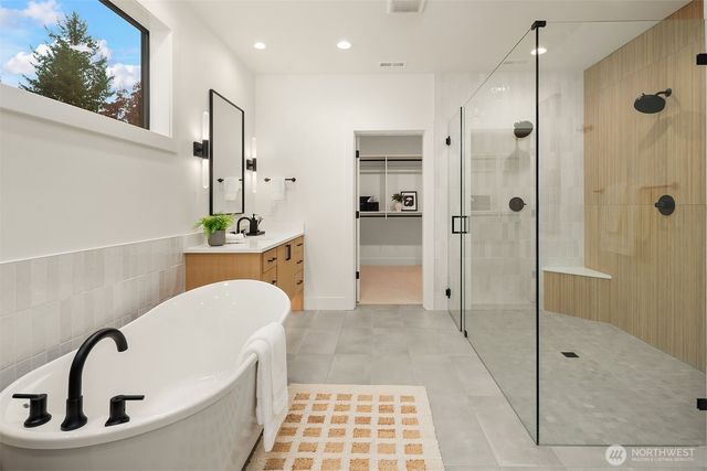 15534 SE 10th Street, Bellevue, WA 98007