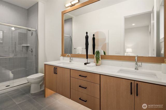 15534 SE 10th Street, Bellevue, WA 98007