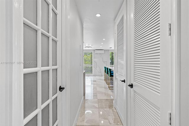 6124 Paradise Point Drive 6124, Palmetto Bay, FL 33157