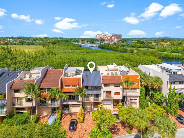 6124 Paradise Point Drive 6124, Palmetto Bay, FL 33157