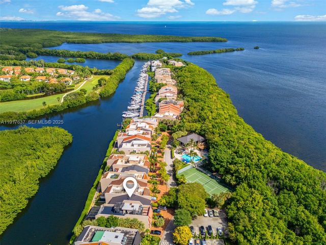 6124 Paradise Point Drive 6124, Palmetto Bay, FL 33157