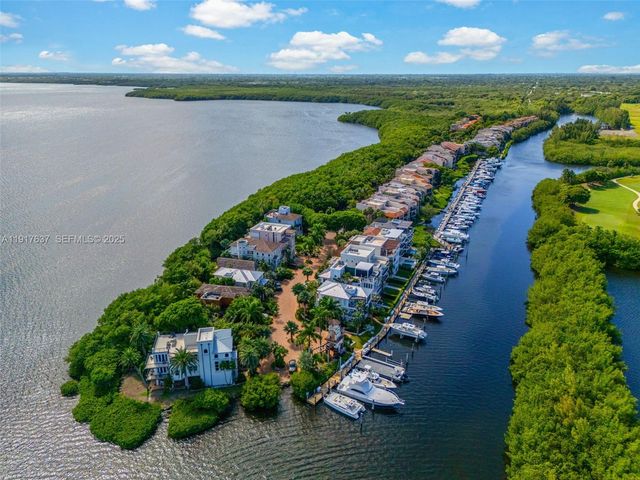 6124 Paradise Point Drive 6124, Palmetto Bay, FL 33157