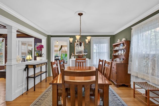 4 Hawthorn Rd, Milton, MA 02186