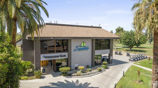 5501 Demaret Avenue, Bakersfield, CA 93309