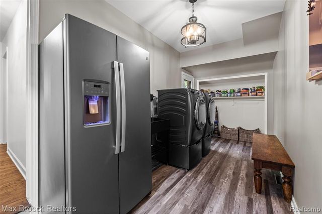 433 Whippers In Court, Bloomfield Hills, MI 48304