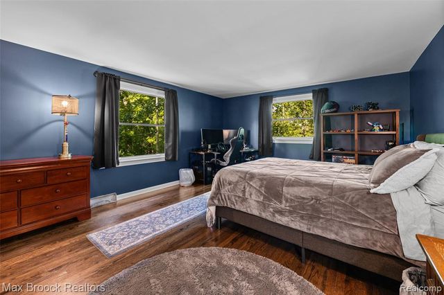 433 Whippers In Court, Bloomfield Hills, MI 48304