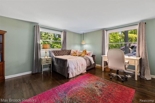 433 Whippers In Court, Bloomfield Hills, MI 48304