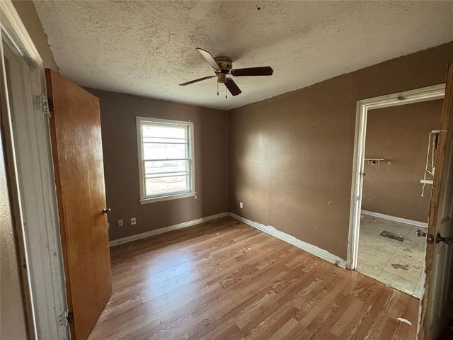 2610 NW Wesley Avenue, Lawton, OK 73505