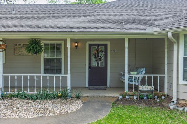 103 Elm Street, Roxton, TX 75477
