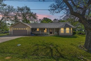 103 Elm Street, Roxton, TX 75477