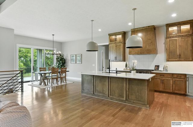 15525 Riha Circle, Springfield, NE 68059