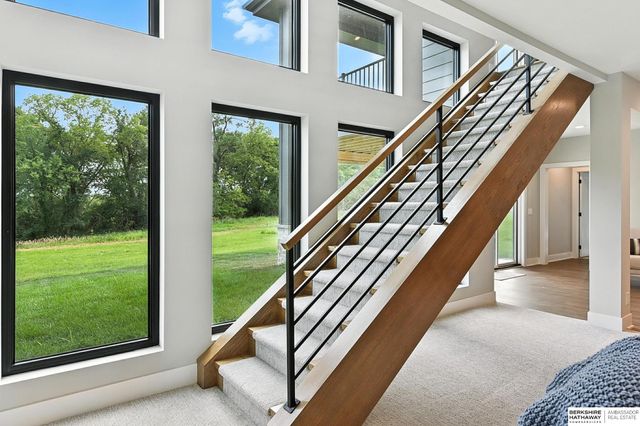 15525 Riha Circle, Springfield, NE 68059