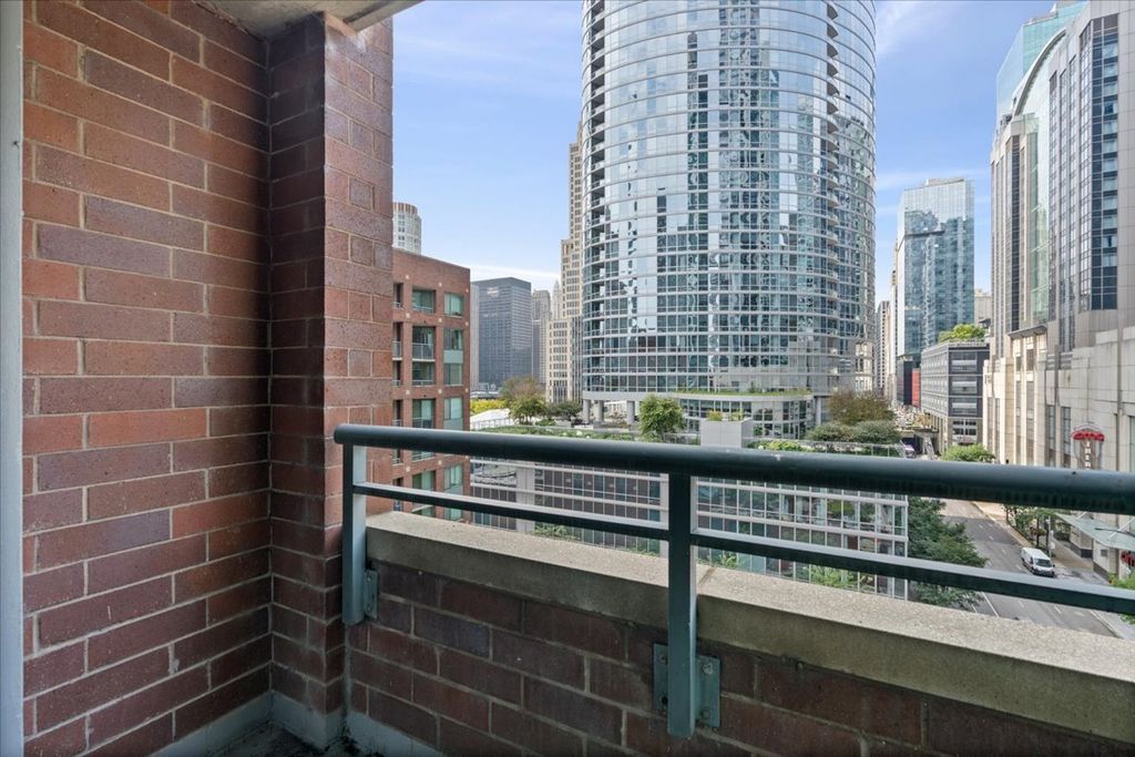 480 N MCCLURG Court 1001, Chicago, IL 60611 — photo 2