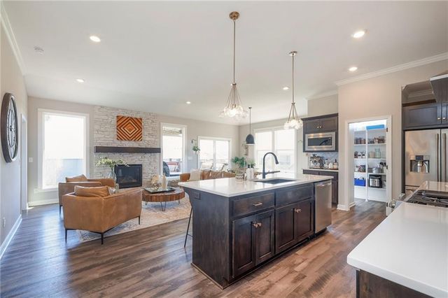 18903 Mahaffie Street, Spring Hill, KS 66083