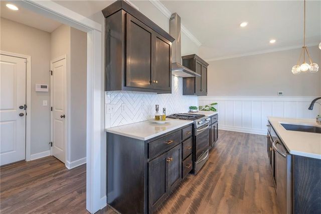 18903 Mahaffie Street, Spring Hill, KS 66083