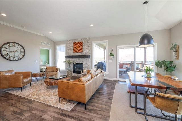 18903 Mahaffie Street, Spring Hill, KS 66083