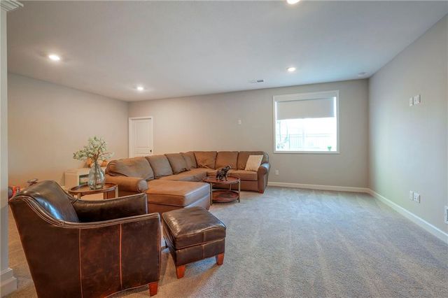 18903 Mahaffie Street, Spring Hill, KS 66083