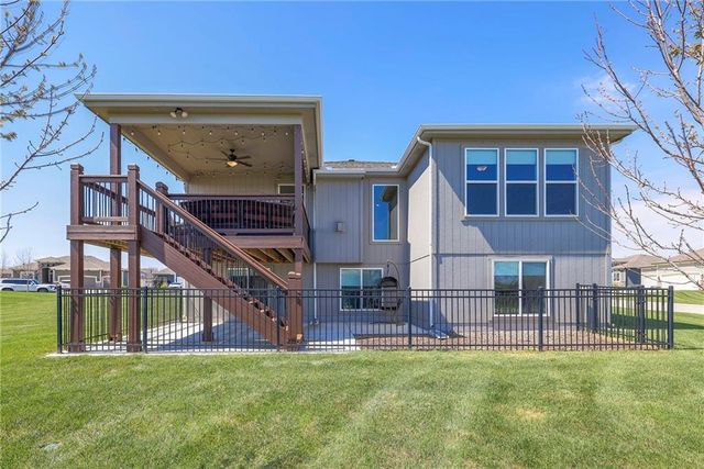18903 Mahaffie Street, Spring Hill, KS 66083