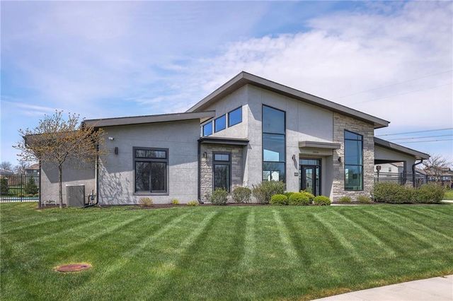 18903 Mahaffie Street, Spring Hill, KS 66083