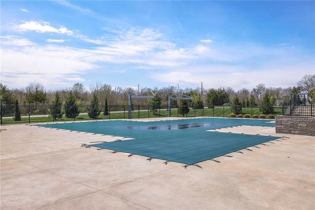 18903 Mahaffie Street, Spring Hill, KS 66083