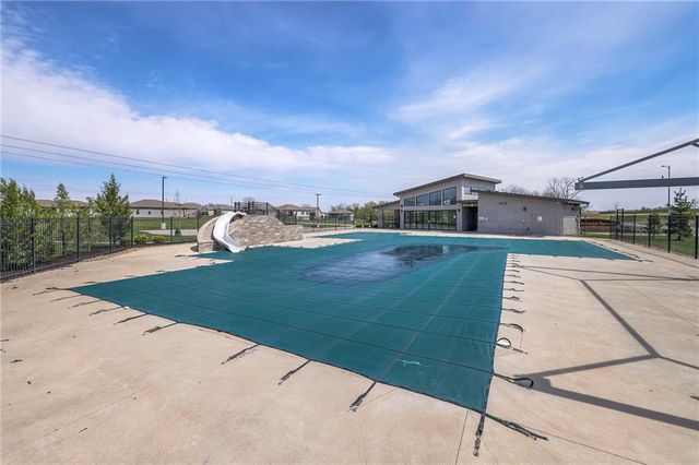 18903 Mahaffie Street, Spring Hill, KS 66083