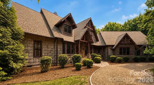9208 Flying Eagle Lane, Charlotte, NC 28278