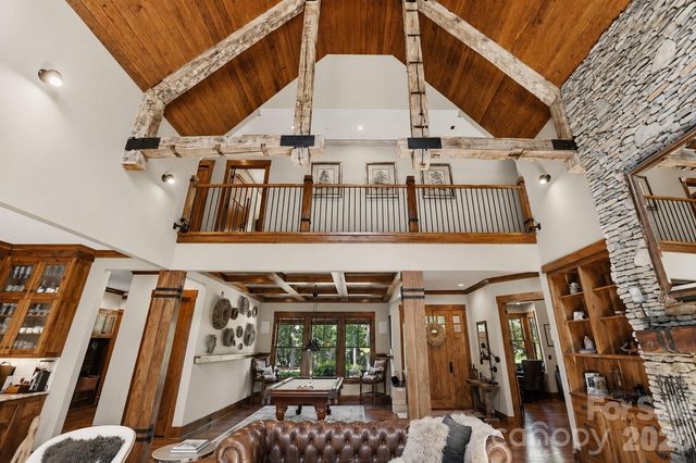 9208 Flying Eagle Lane, Charlotte, NC 28278
