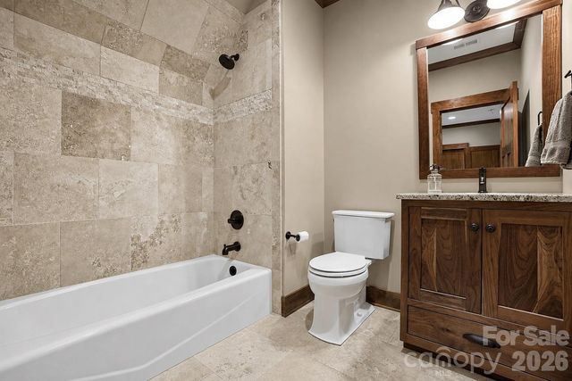 9208 Flying Eagle Lane, Charlotte, NC 28278