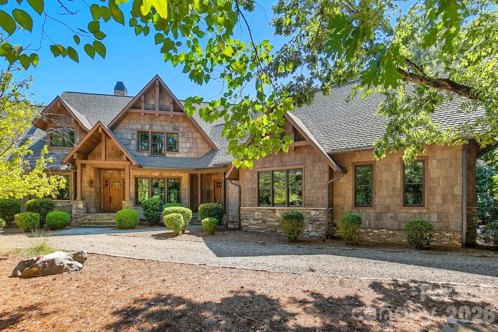 9208 Flying Eagle Lane, Charlotte, NC 28278