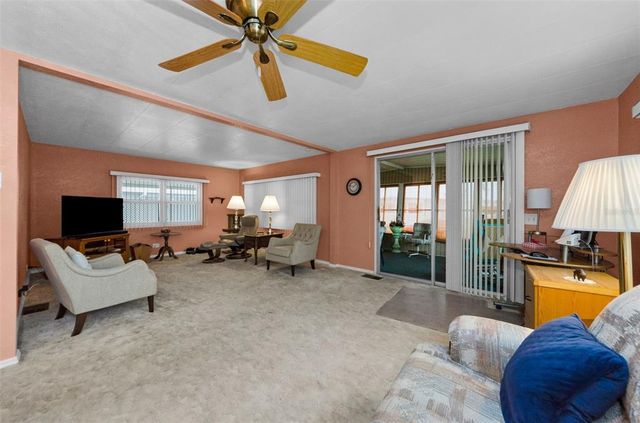 10527 TAHITIAN LANE 111, Largo, FL 33773