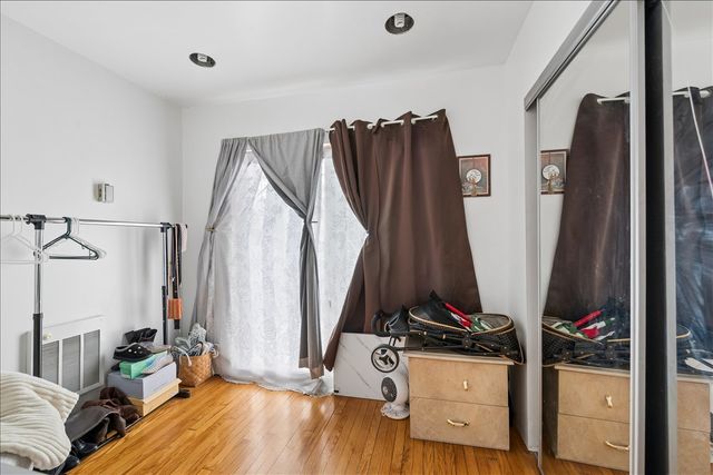 2629 W Winnemac Avenue, Chicago, IL 60625