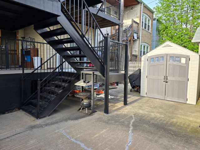 2629 W Winnemac Avenue, Chicago, IL 60625