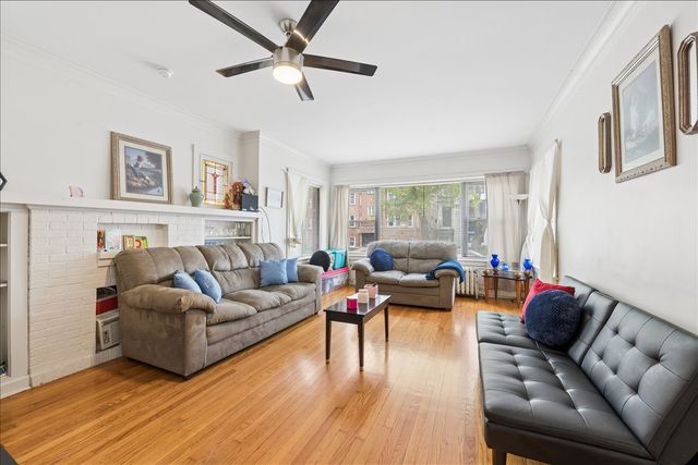 2629 W Winnemac Avenue, Chicago, IL 60625