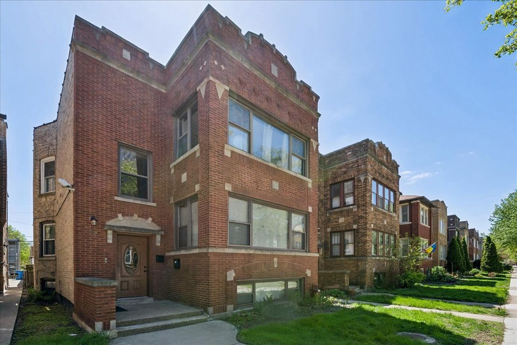 2629 W Winnemac Avenue, Chicago, IL 60625